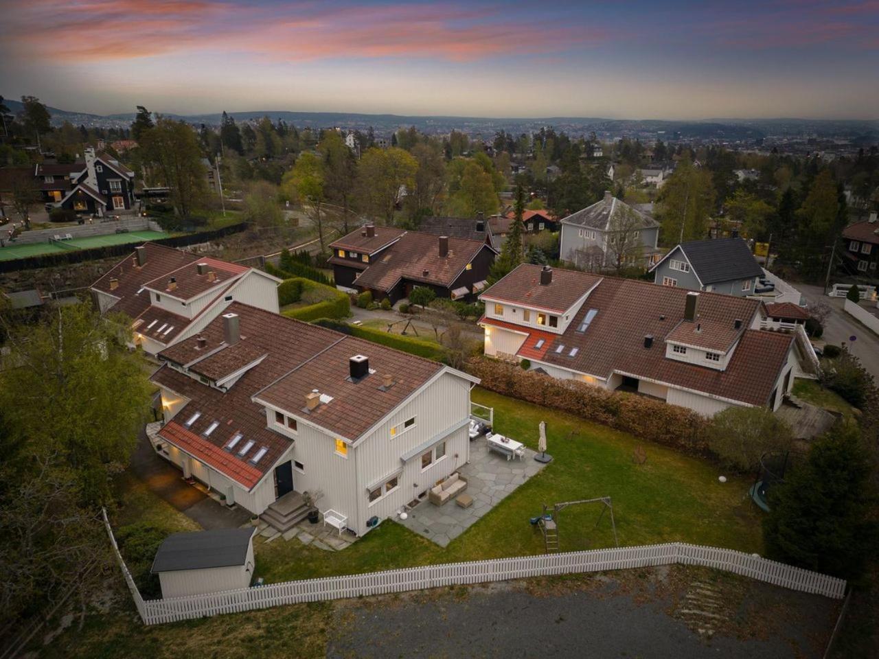 Slemdal, Oslo West Villa Exteriör bild